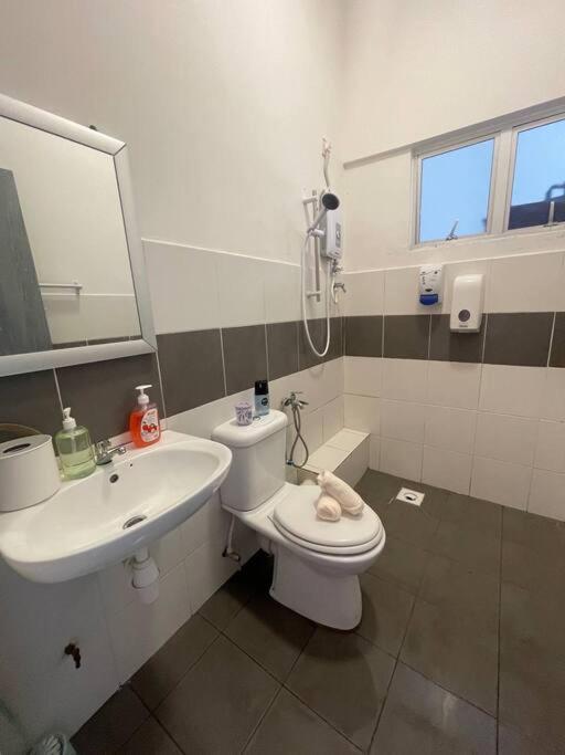 Ferienwohnung Redzo Propnex Prima Tanah Rata Exterior foto